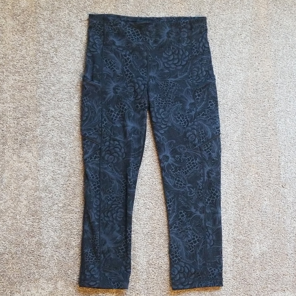 Lululemon crop pant